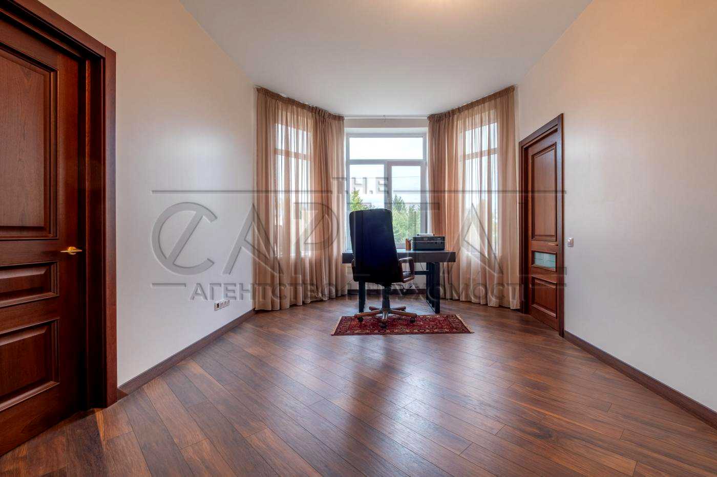 1879487723422392