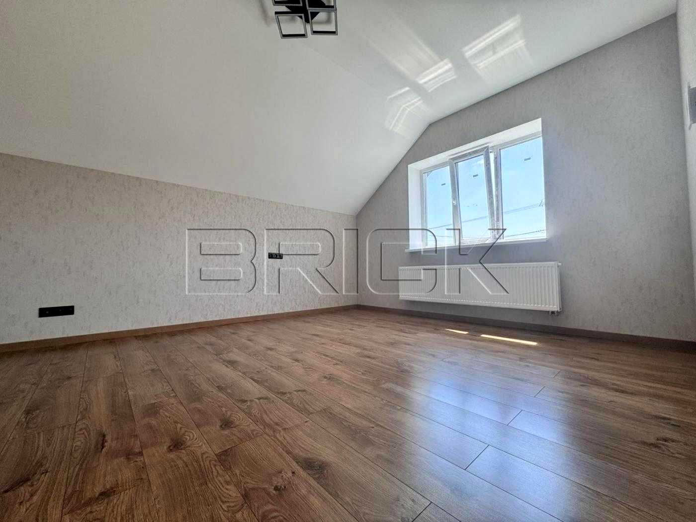 1879487813482807