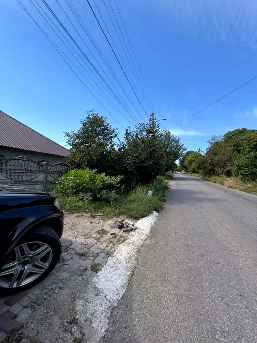1879489734771435