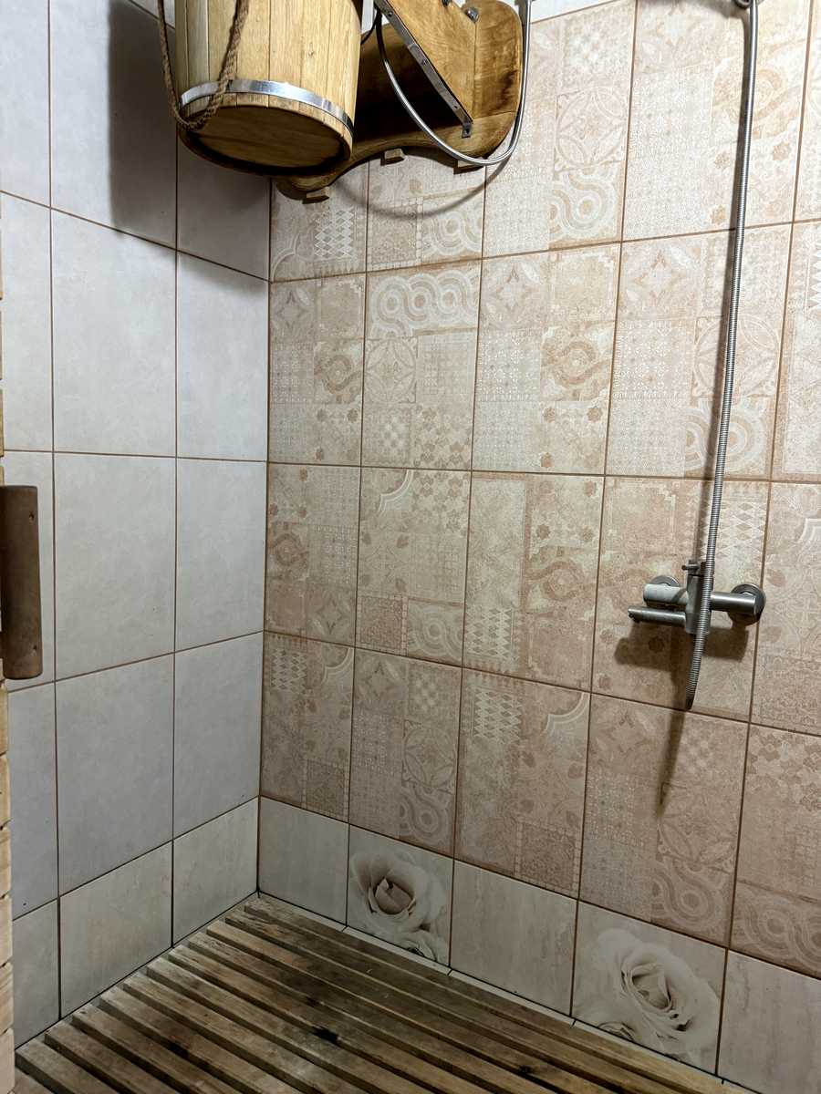 1879493791222702