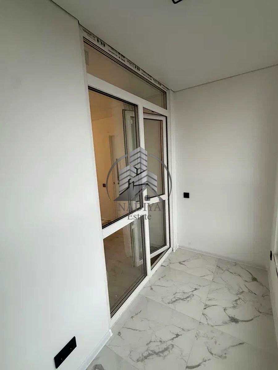 1879494720283211