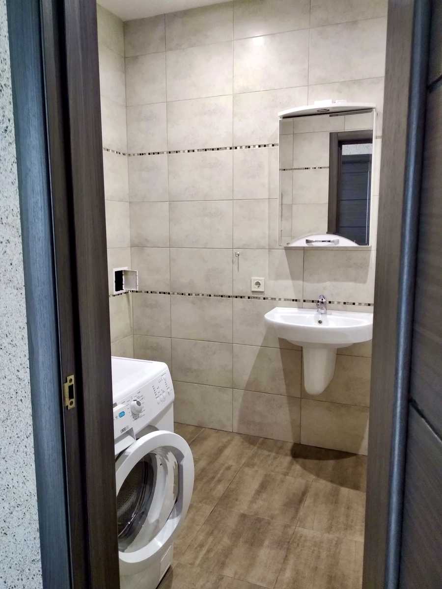 1879496776559117