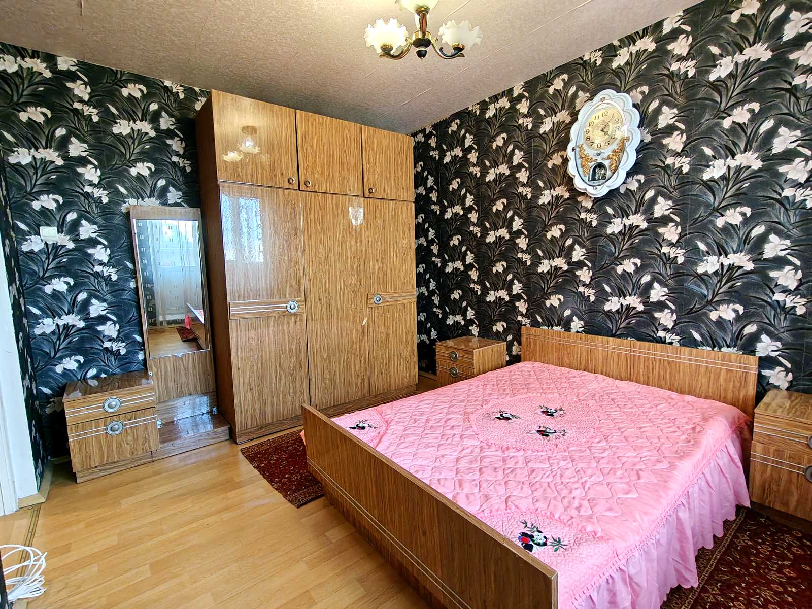 1879500450440110