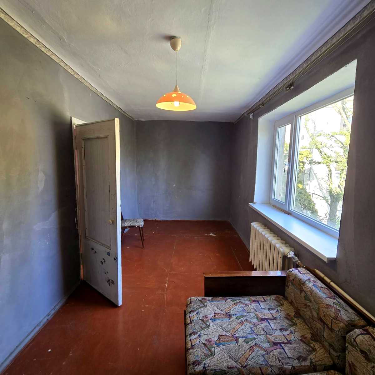 1879506356323576