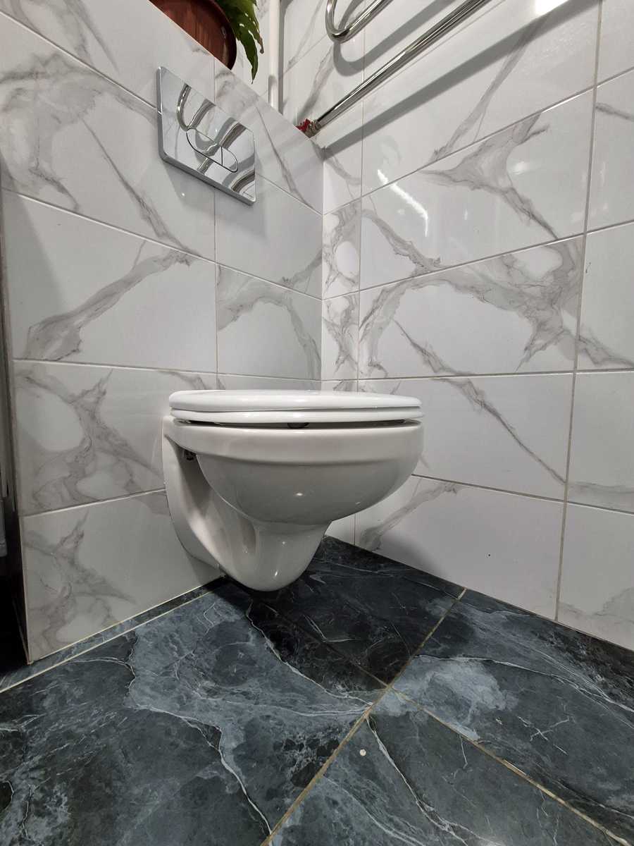 1879507591208659