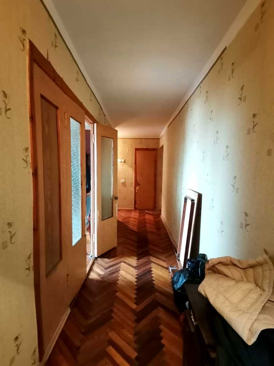 1879508192751370