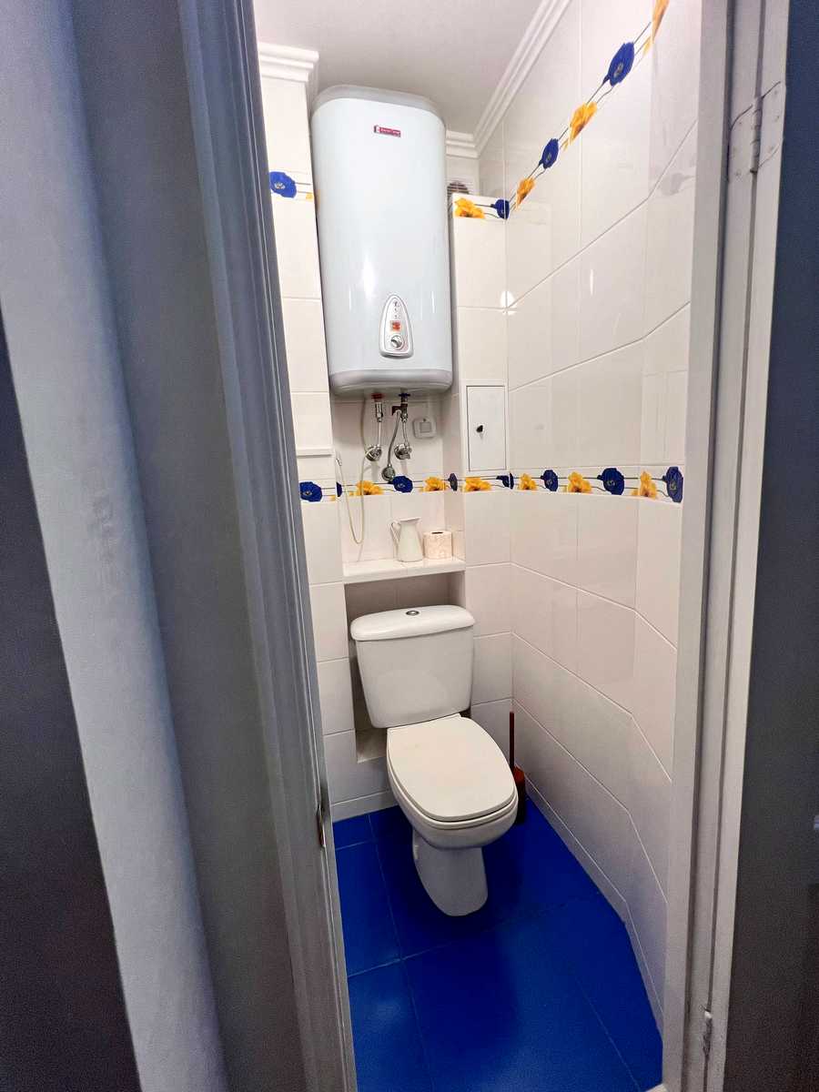 1879508234363296