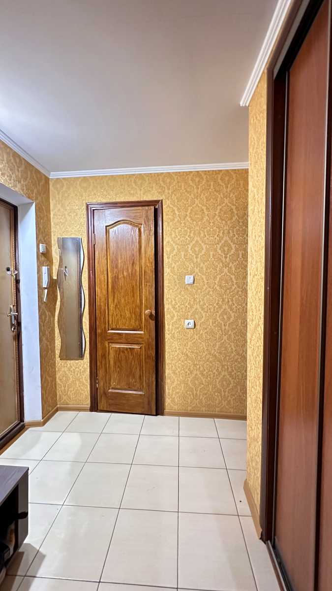 1879511915459301