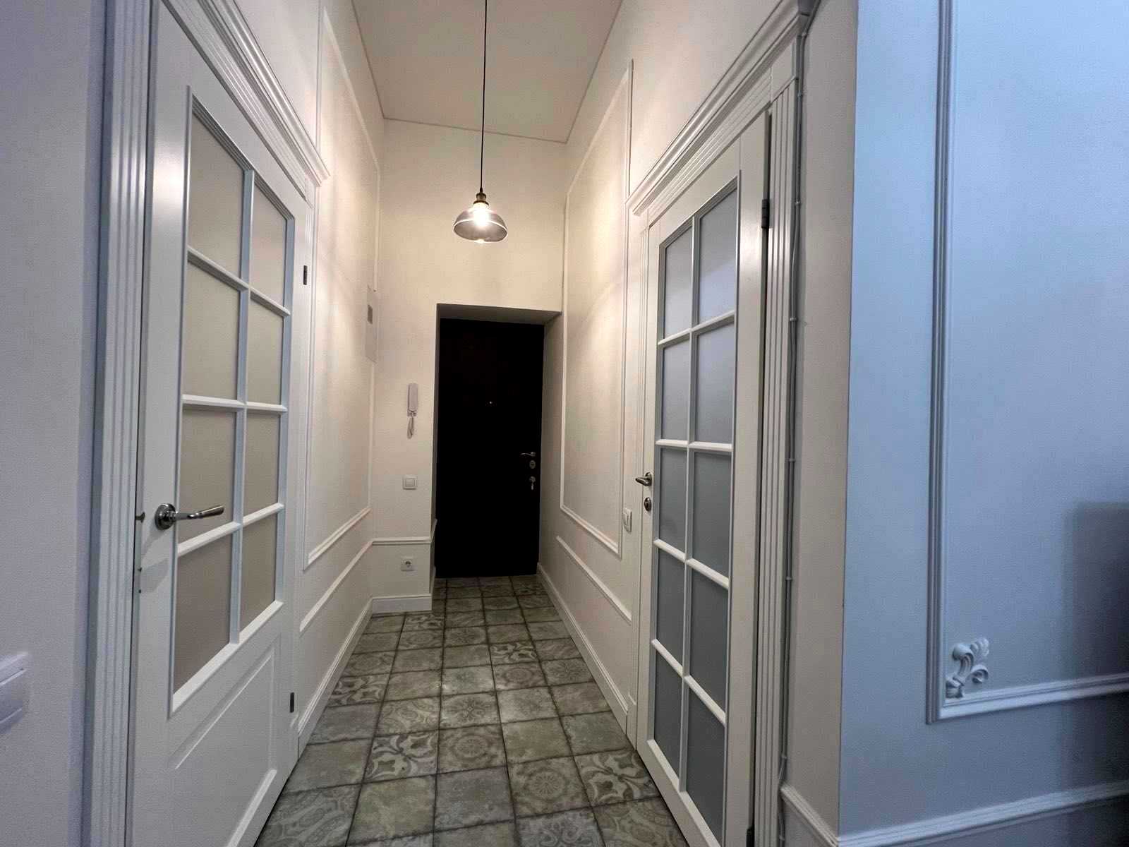 1879548494384982