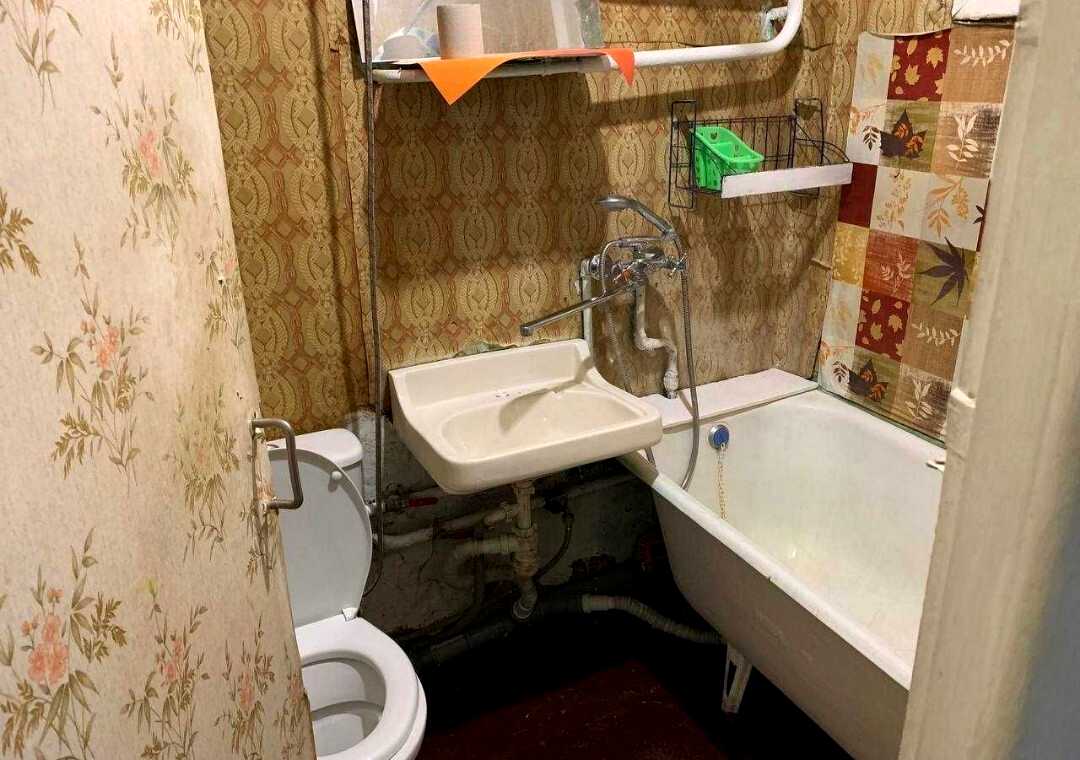 1879550392423628