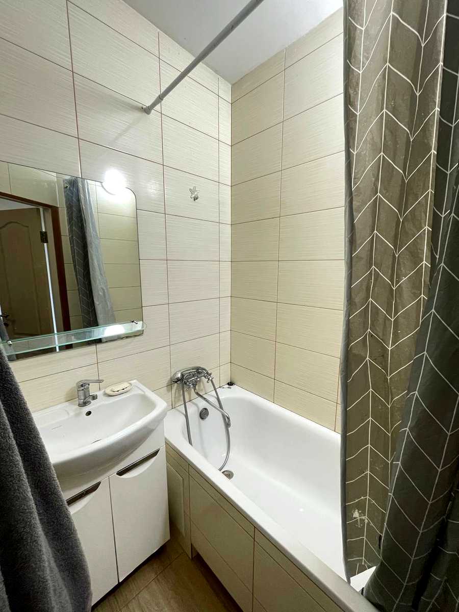 1879551235124644