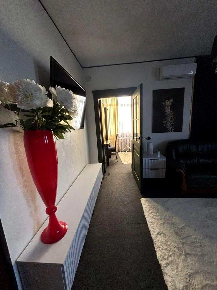 1879554519127169