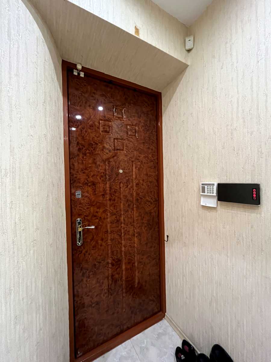 1879555474609956