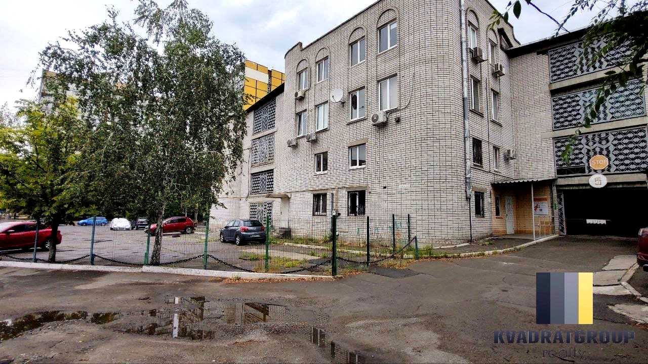 1879555527158963