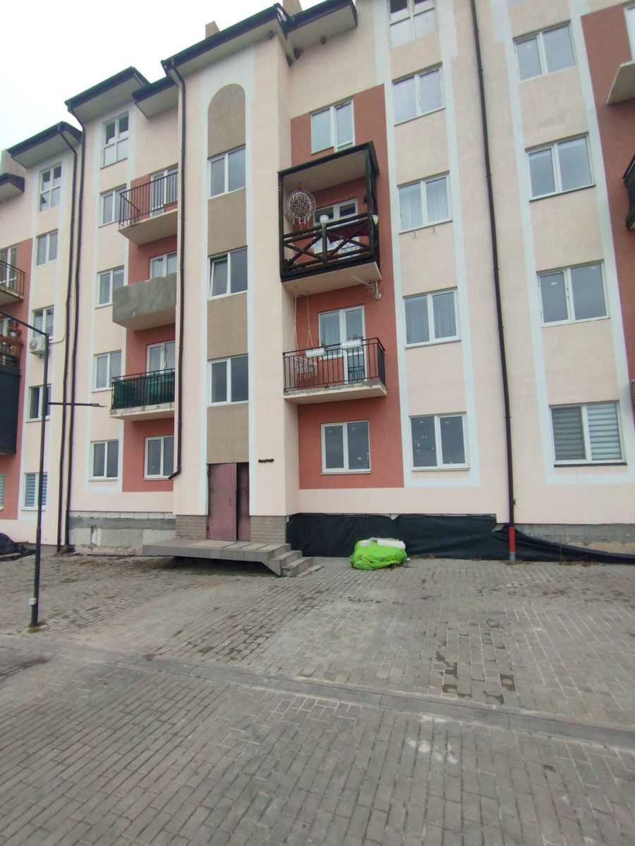 1879555946990777