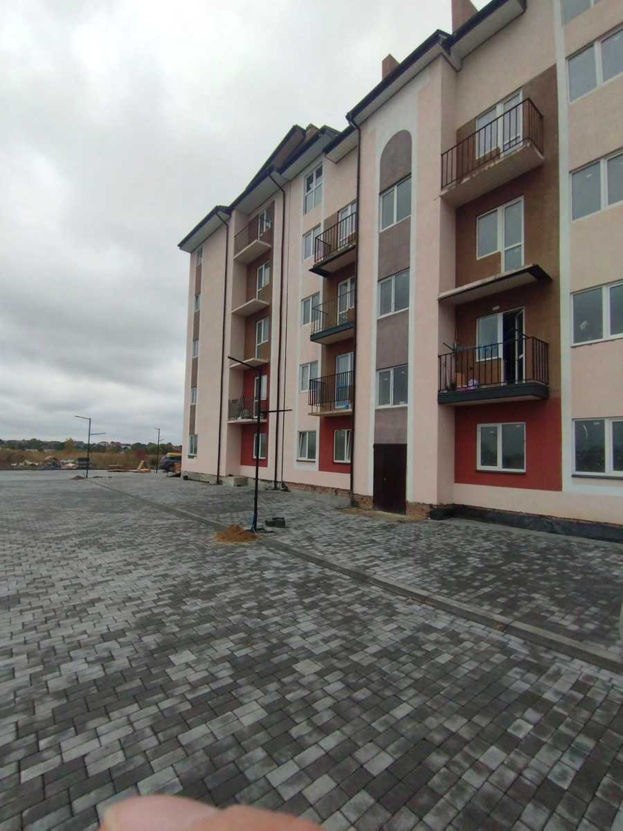 1879555947779229