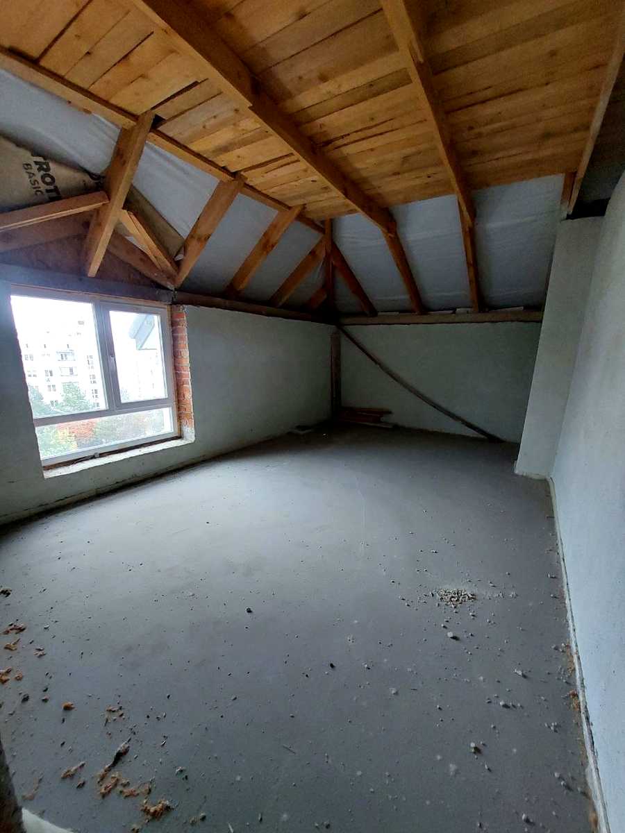 1879556158295251