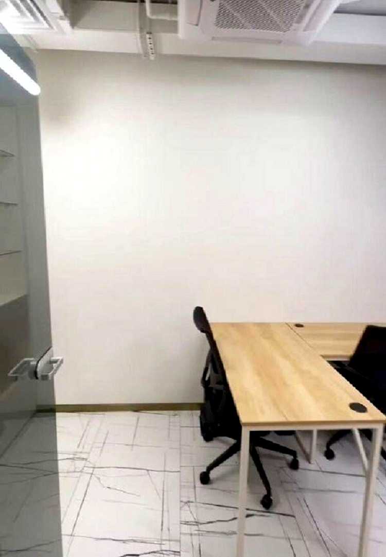 1879556325121893