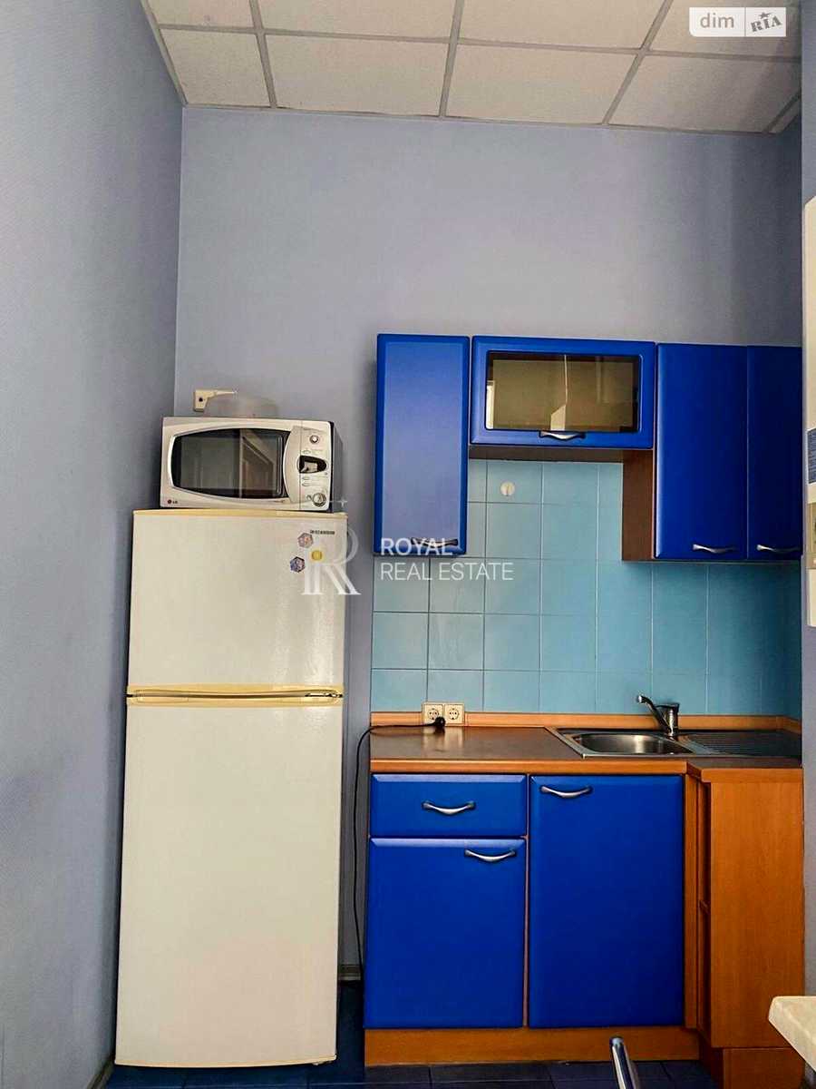 1879556799367596