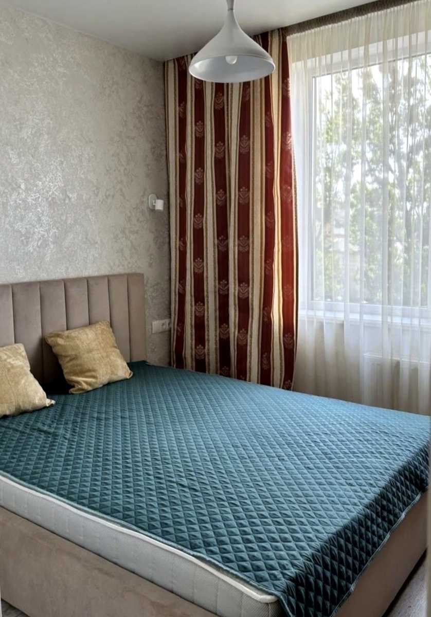 1879556848476818