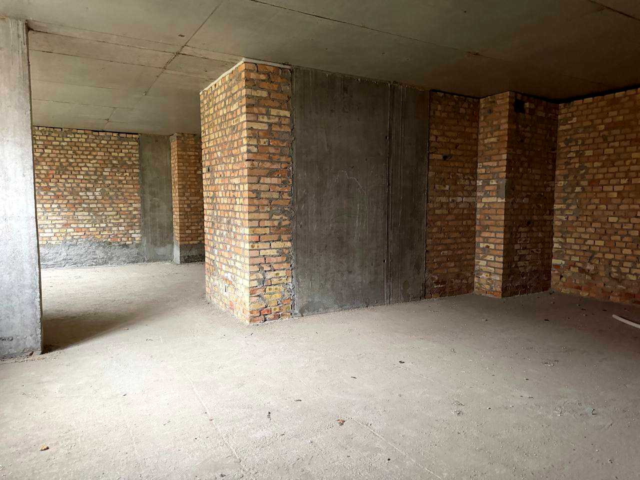 1879557346266563