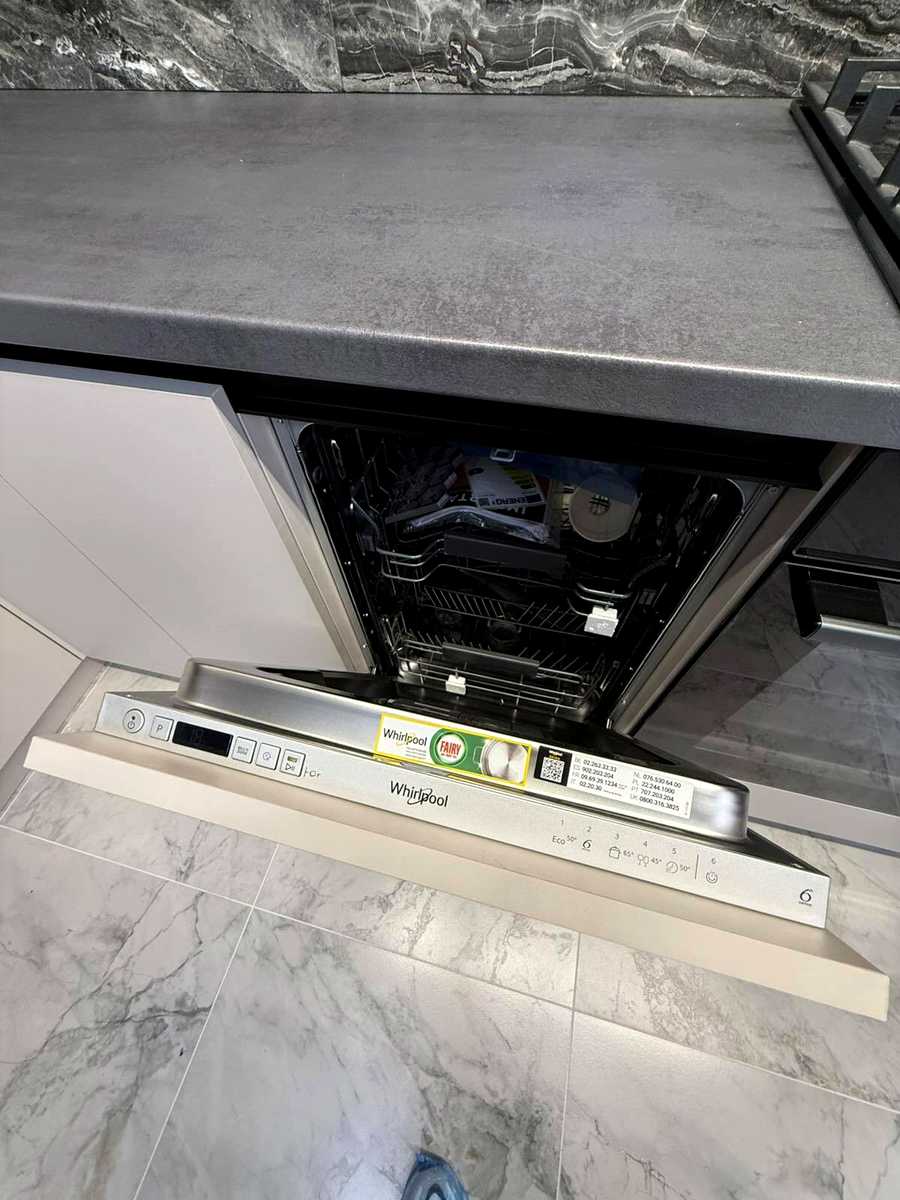 1879557459149863