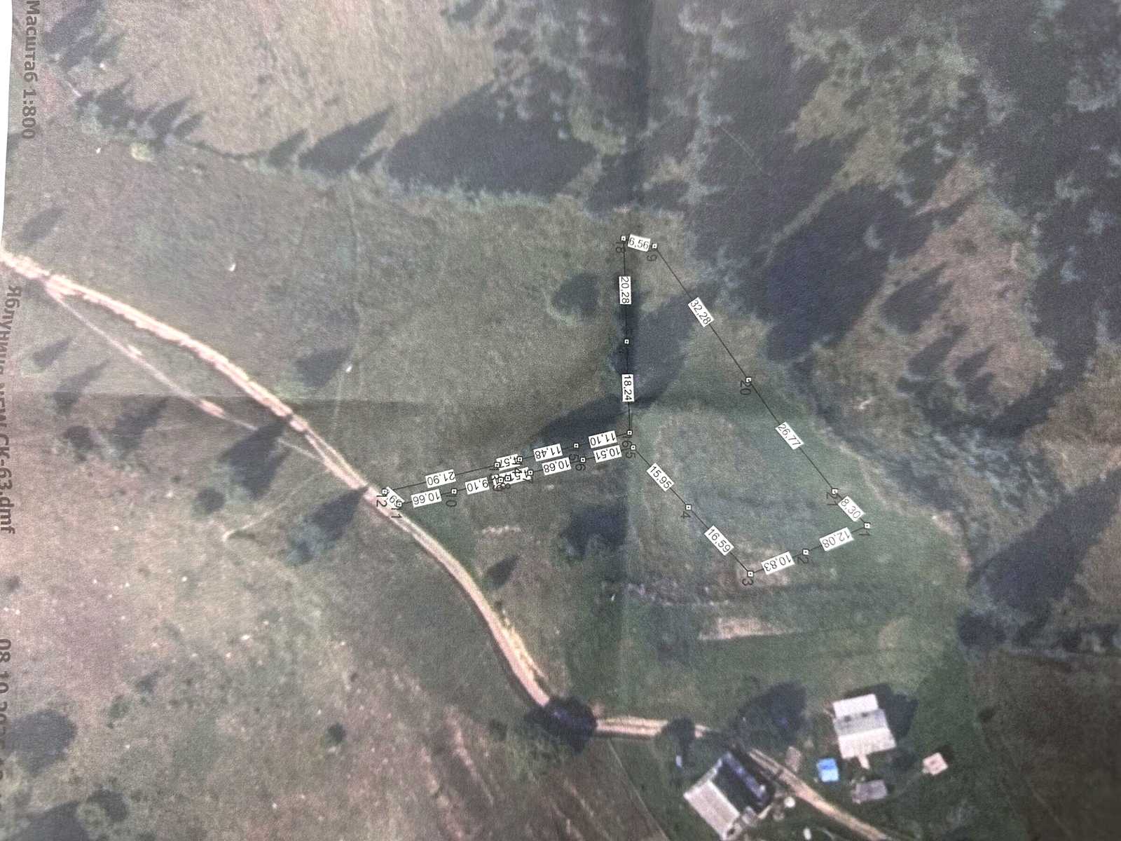 1879557593233855