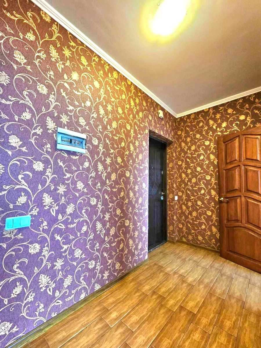 1879557932810088
