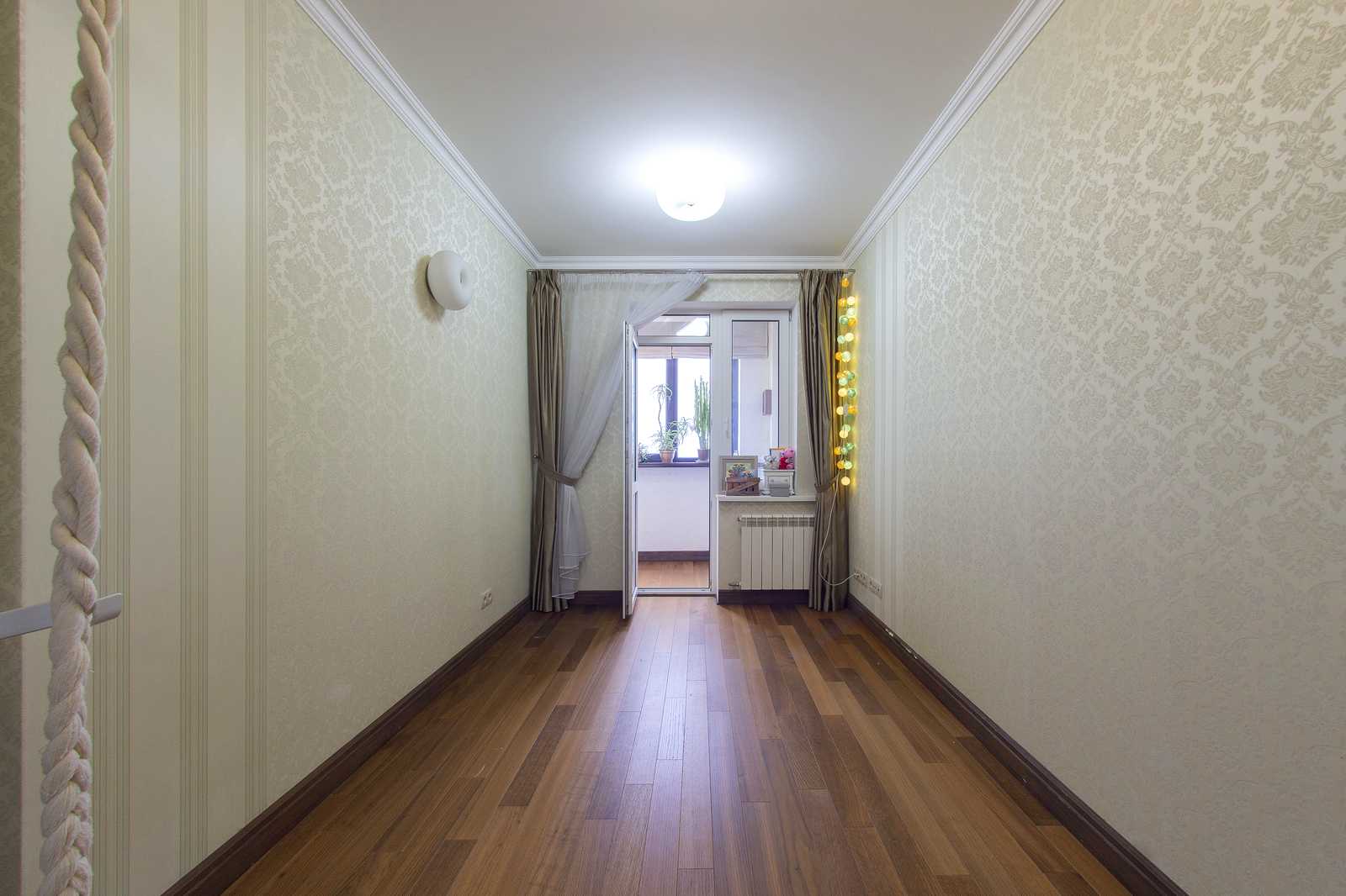 1879558027904857