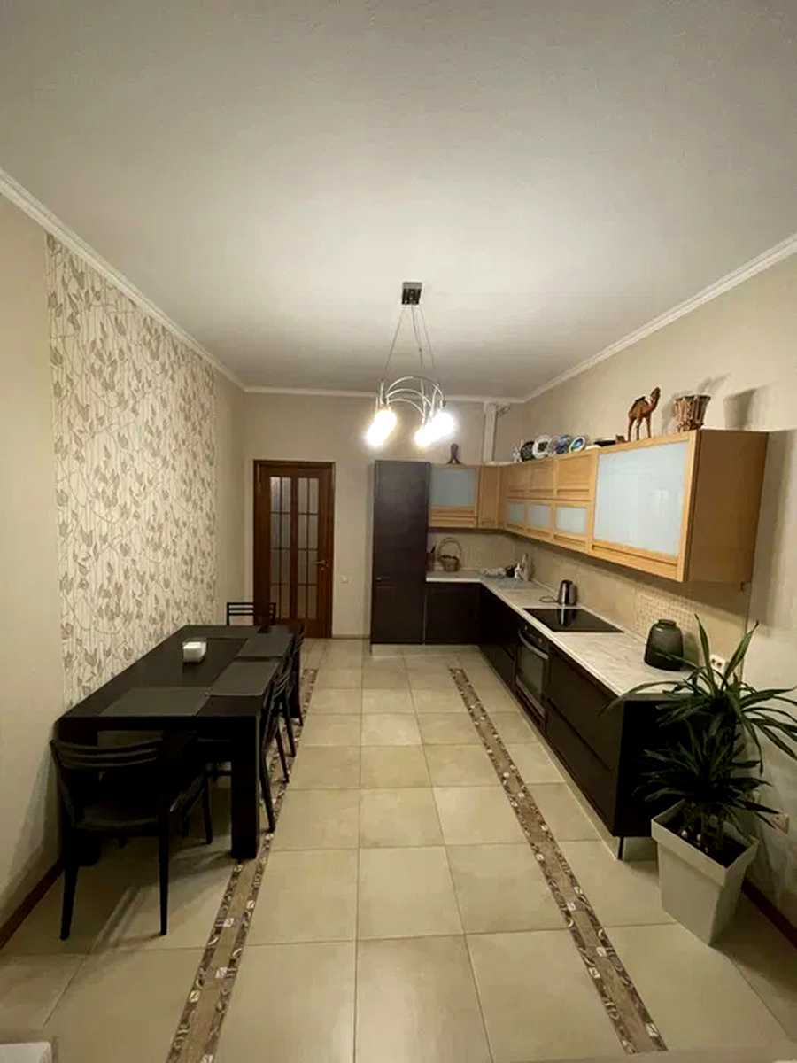 1879558483090206
