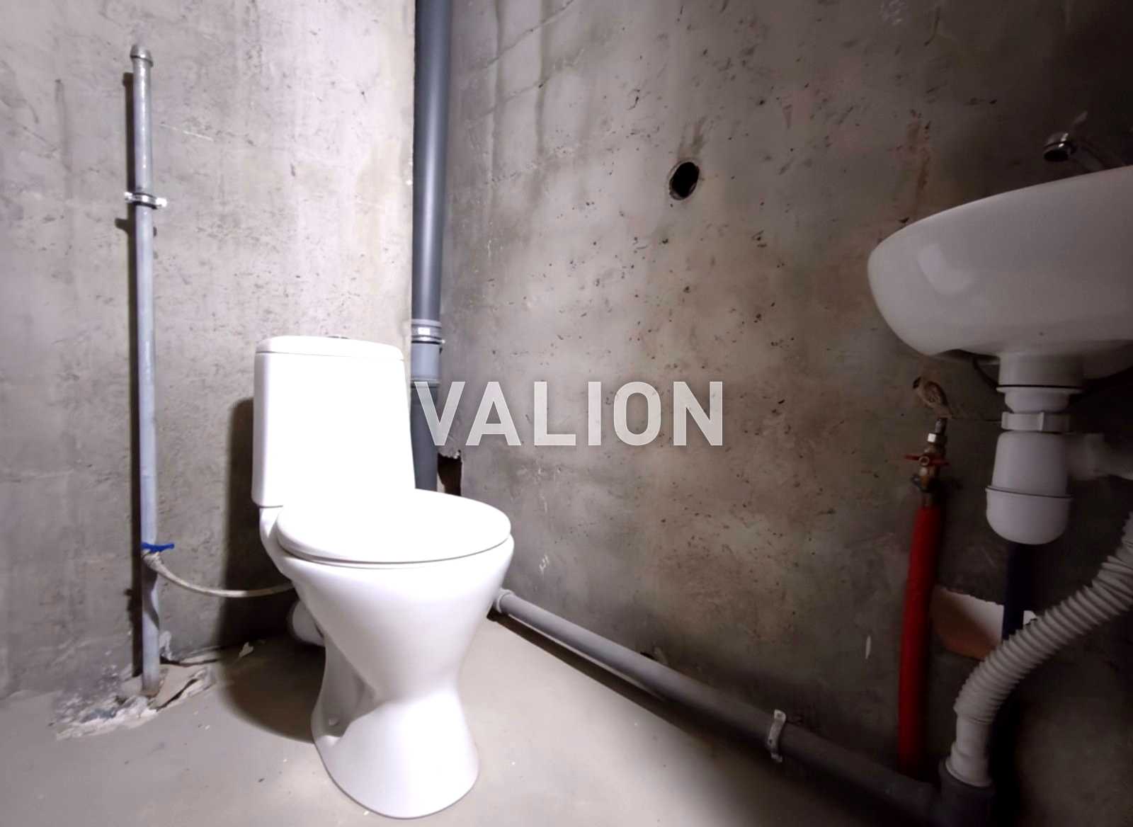 1879558844058111