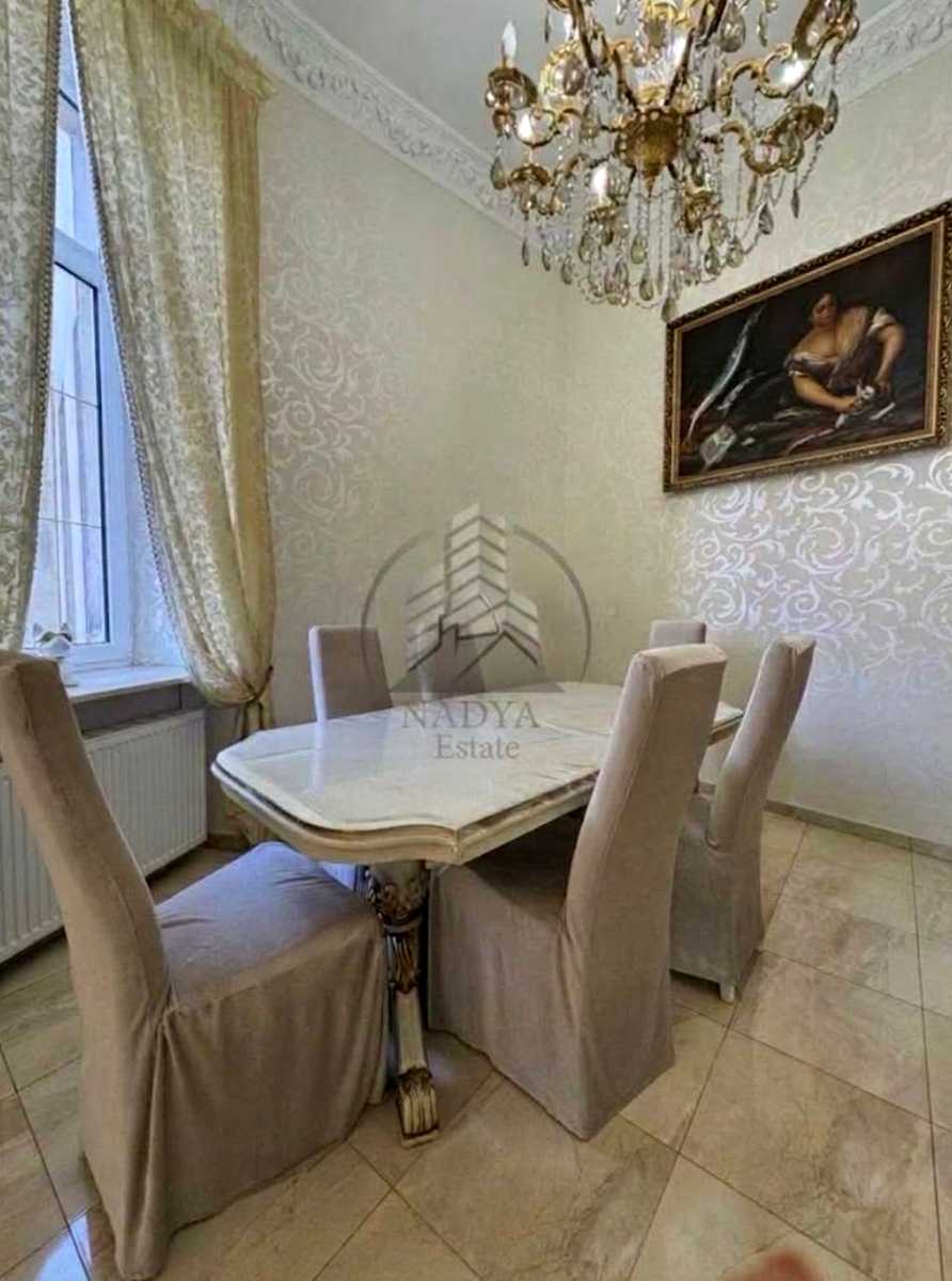 1879558854249693