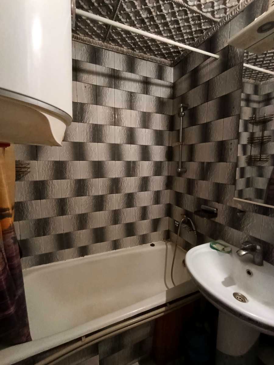 1879558869122155