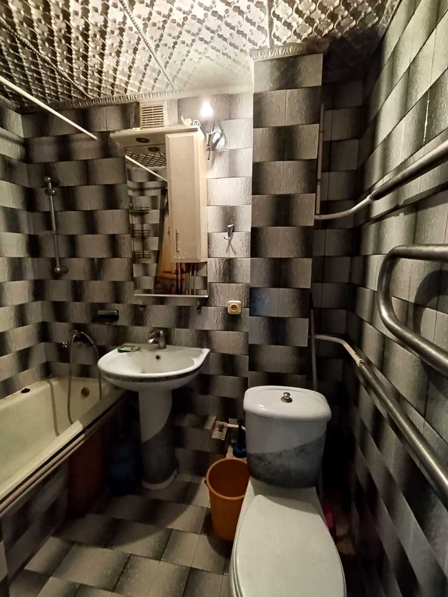 1879558869223638