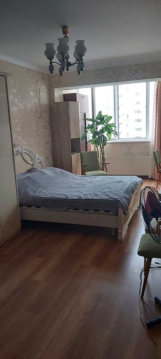 1879559719595840