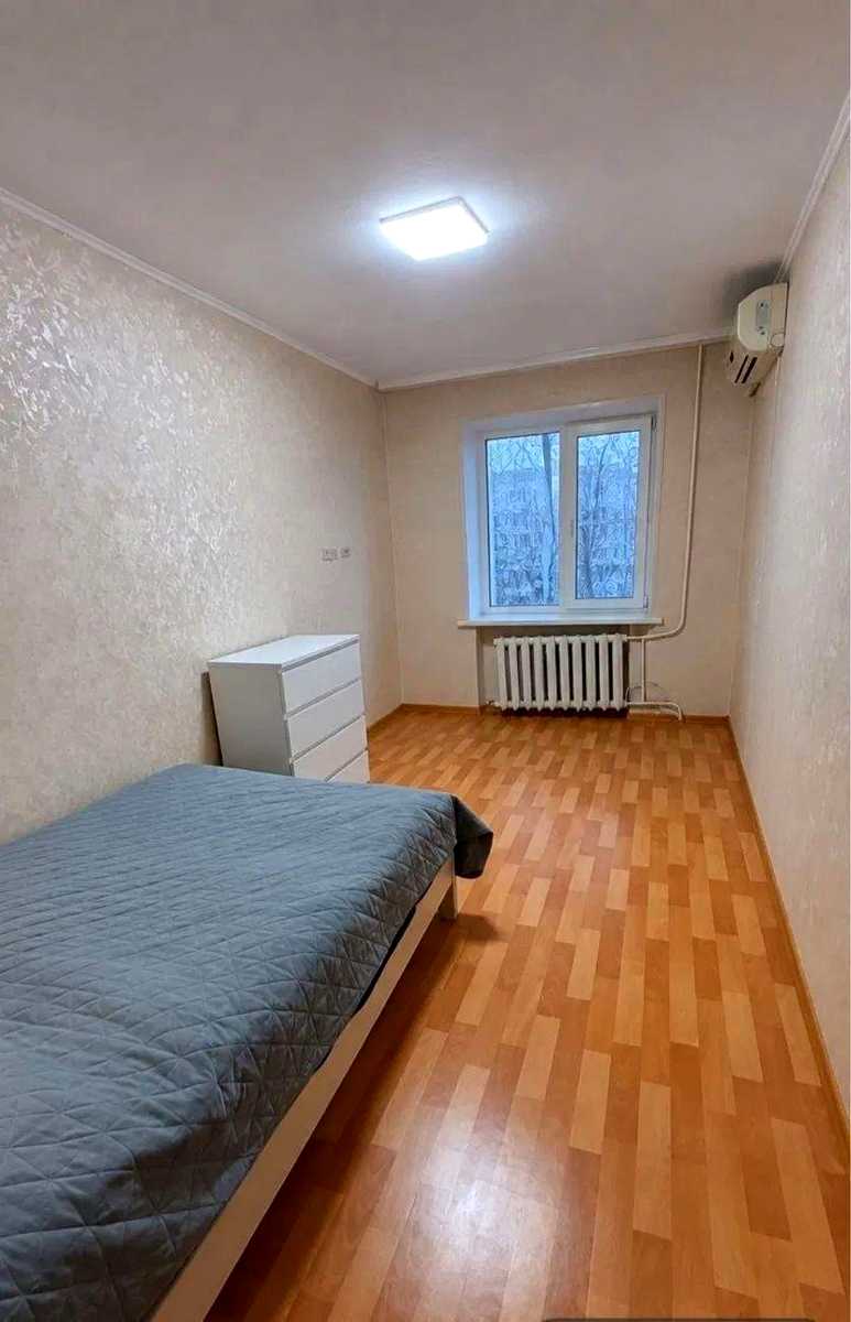 1879560111932929