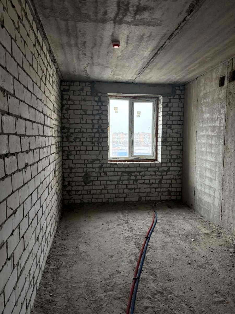 1879560311663744
