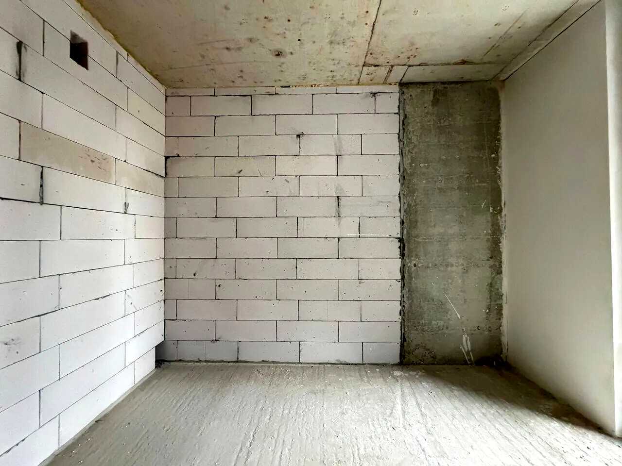 1879561185107947