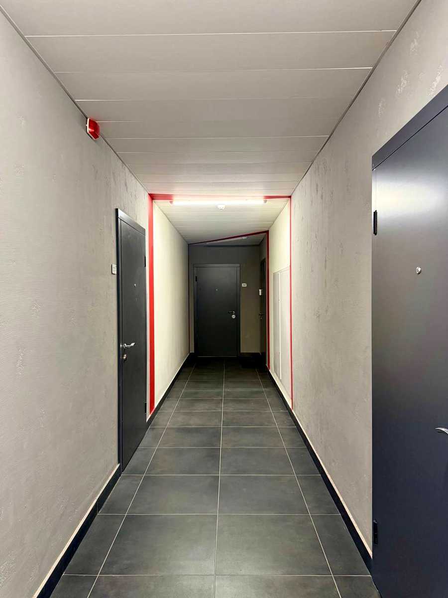 1879562399892093