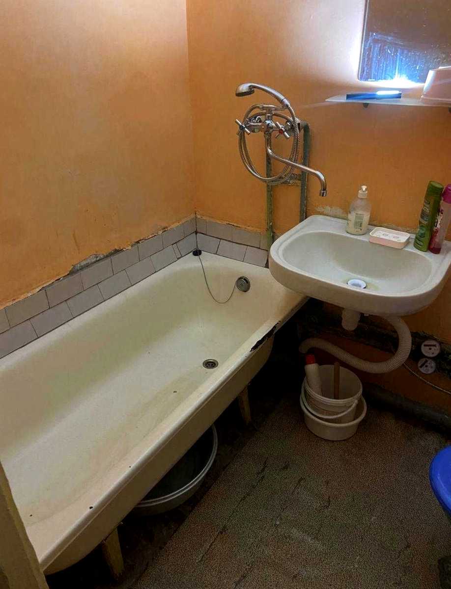 1879562607785952