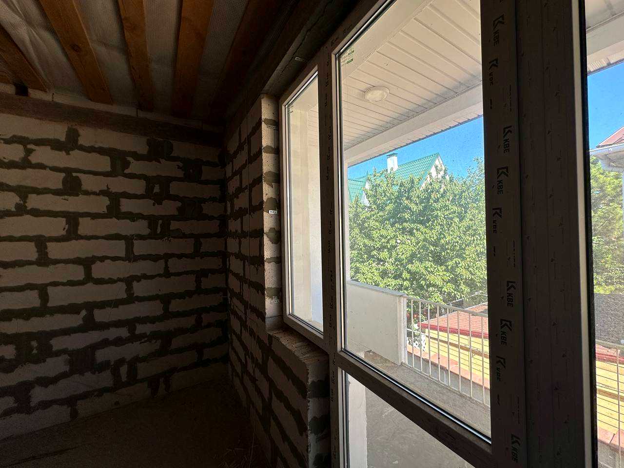 1879562661828649
