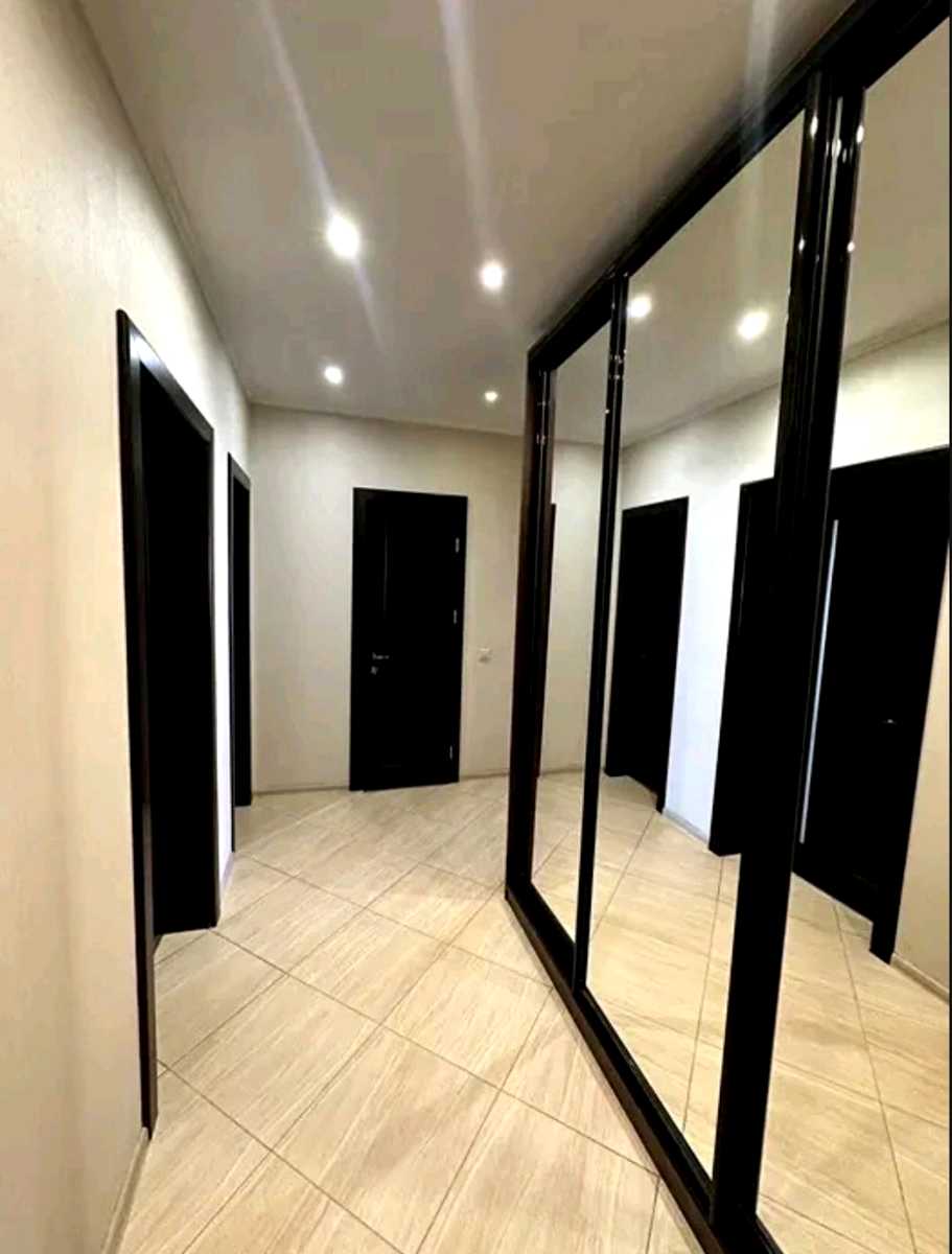 1879562736386661