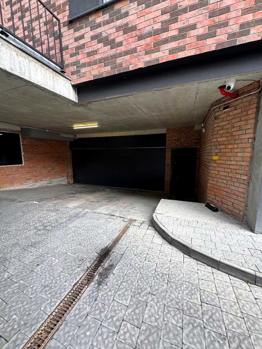 1879563255849057