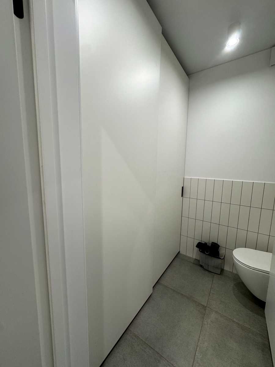 1879563606171043