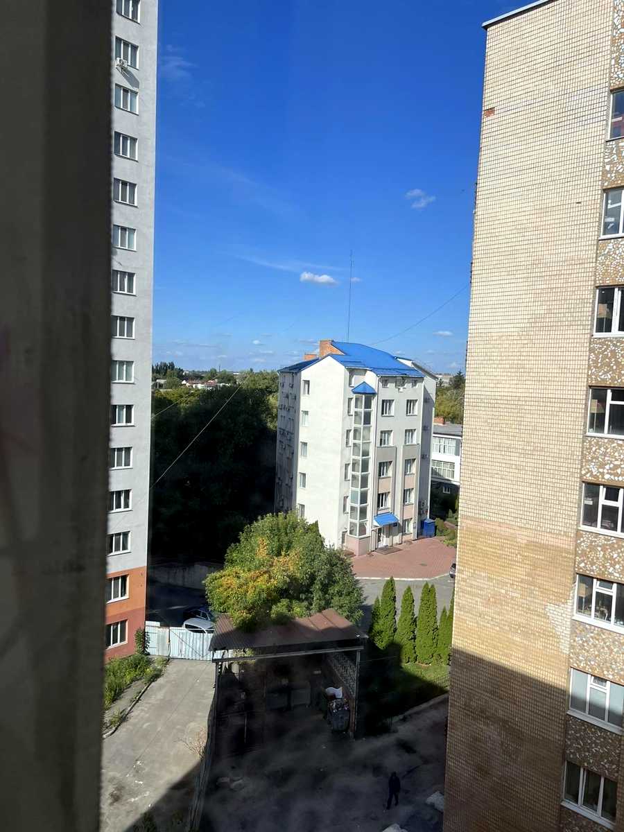 1879564112015892