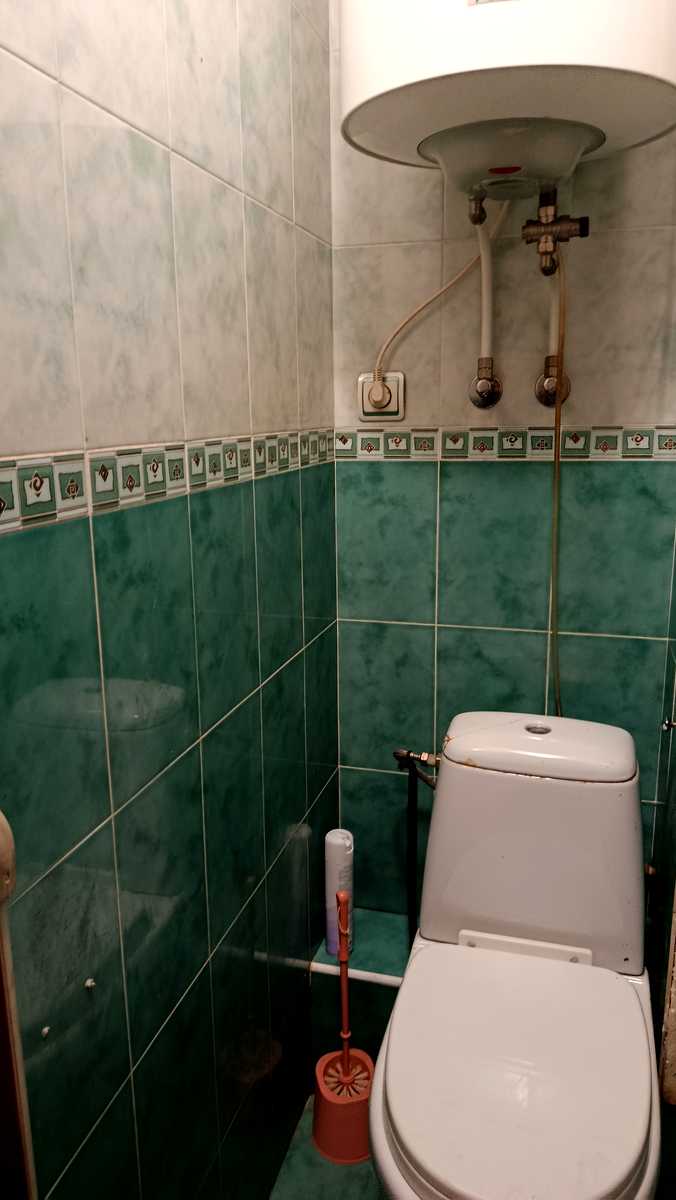 1879564284721805