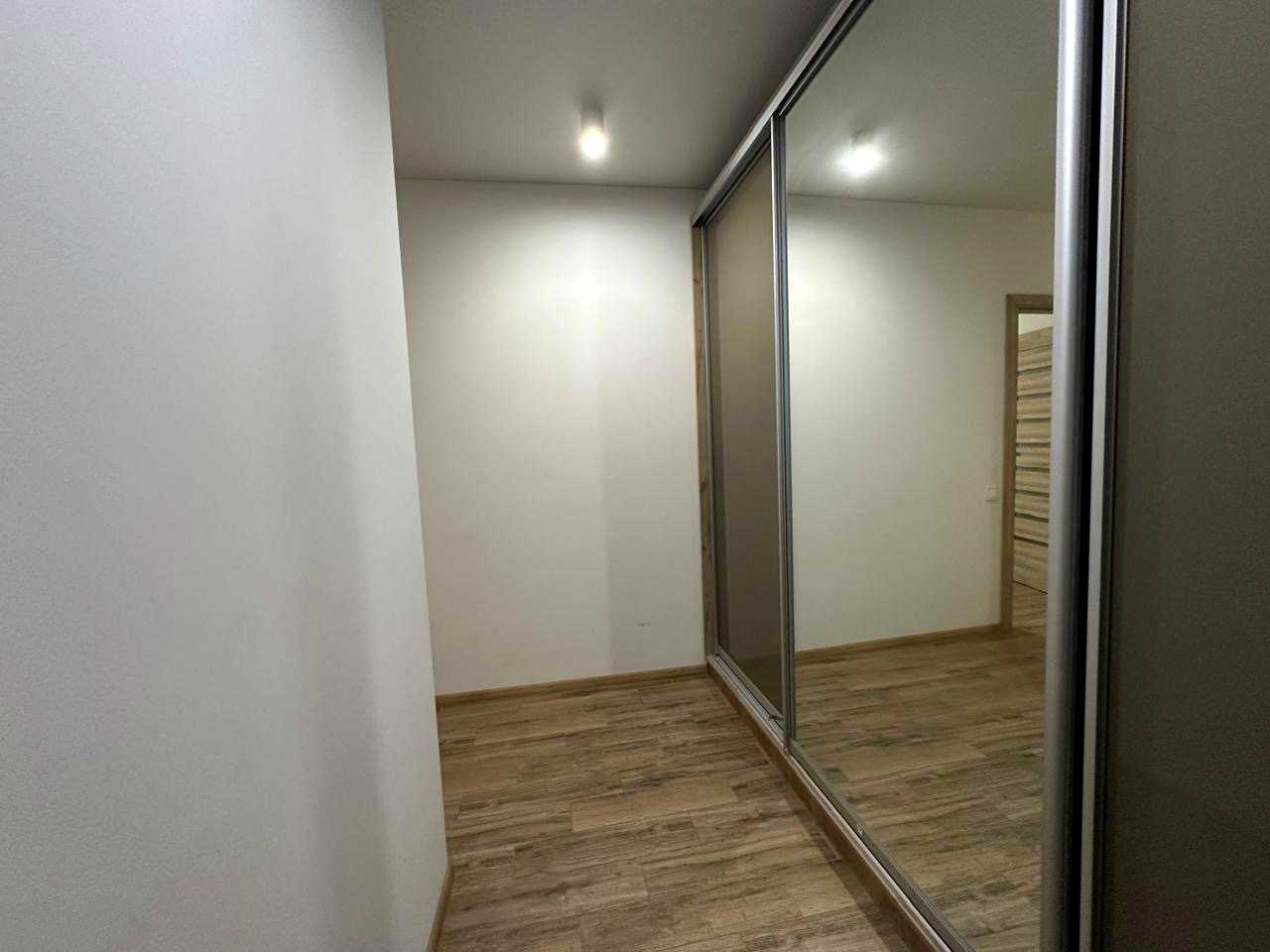 1879564653800765