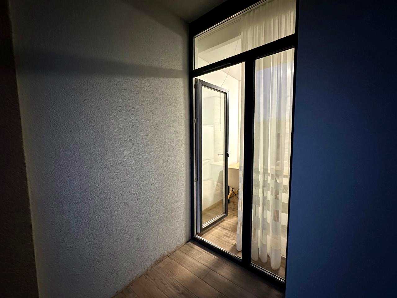 1879564653824944