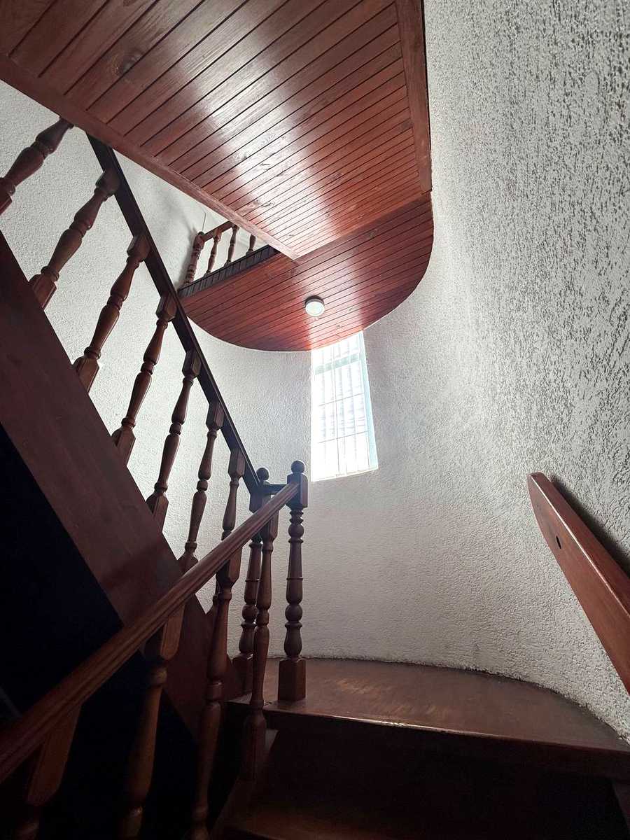 1879564775861875