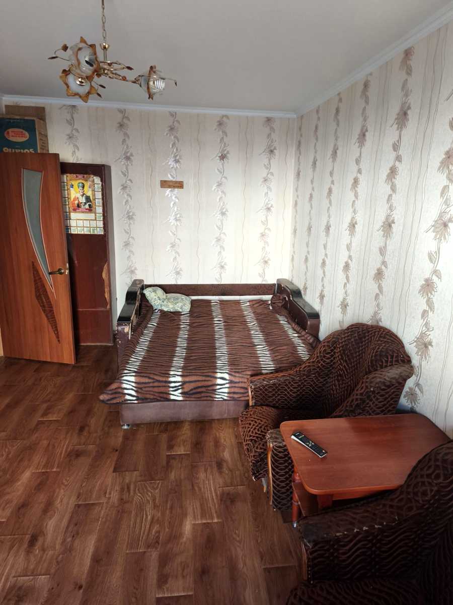 1879565237938435